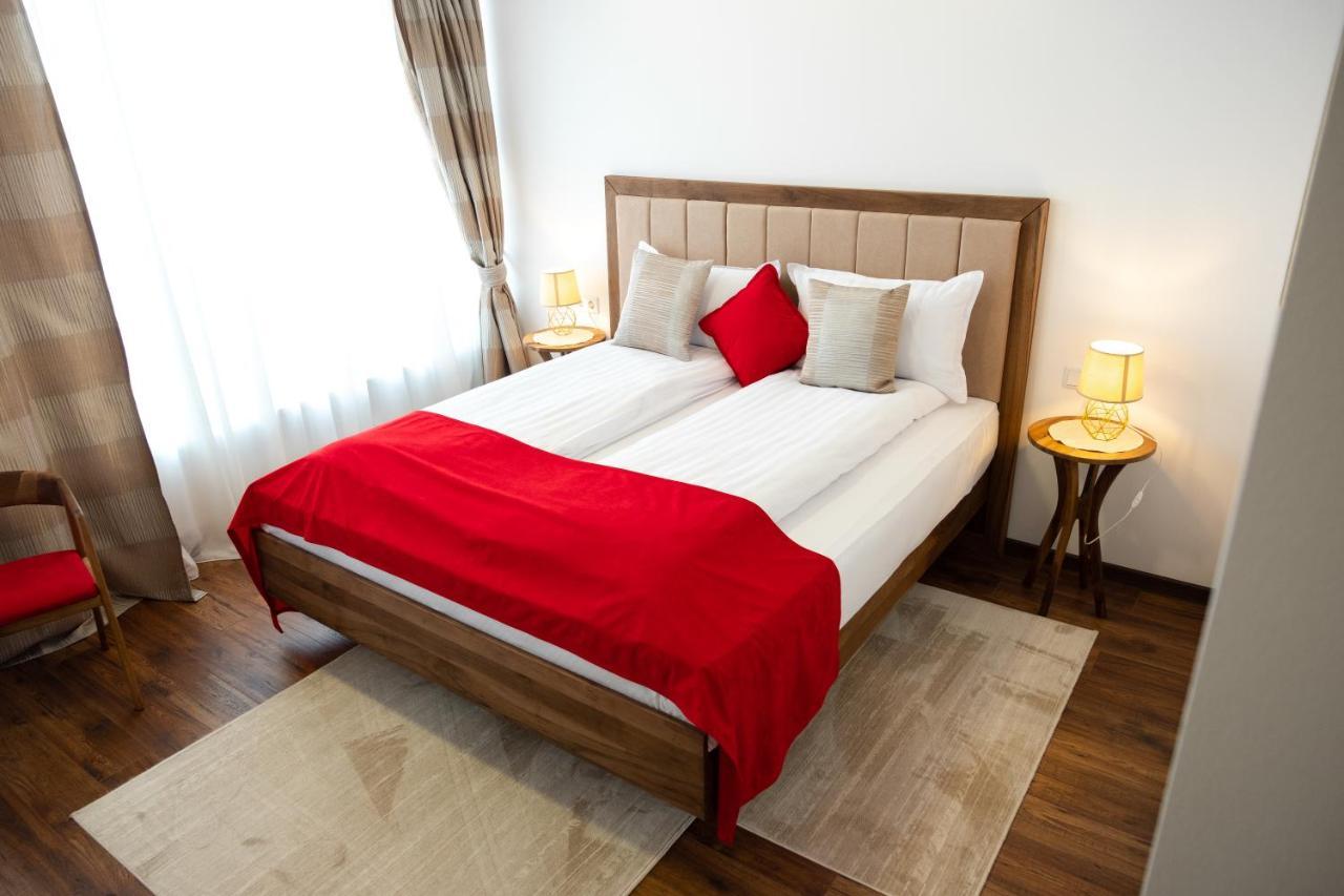 Edemus - Motel & Restaurant Maglaj Bagian luar foto